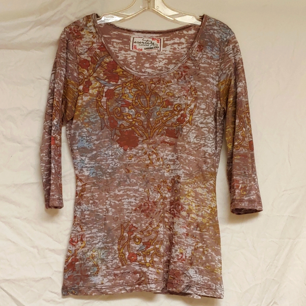 Adventure Clothing- Americana Burnt Out Design 3/4 Sleeve Tee in Medium